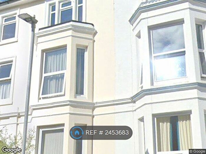 1 Bedroom Flat To Rent In Raffles Court, Southsea, PO5