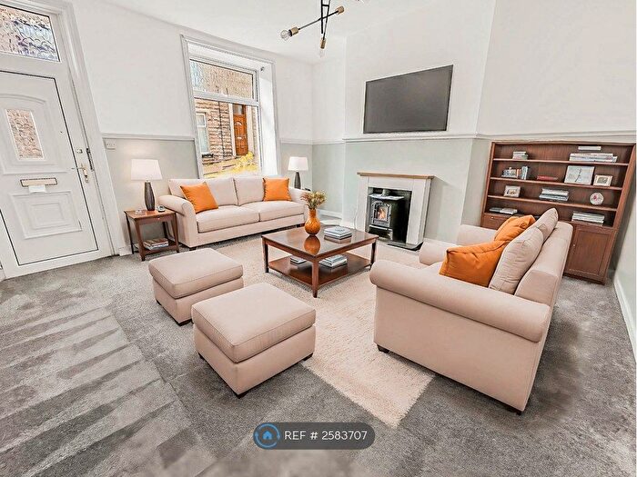 2 Bedroom Terraced House To Rent In Shepherd Street, Bacup, OL13