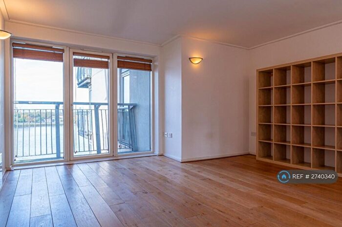 1 Bedroom Flat To Rent In Seacon Tower, London, E14