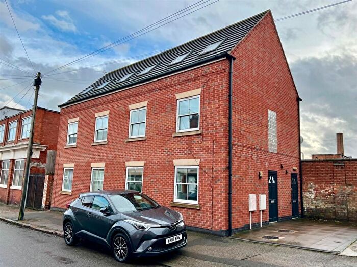 1 Bedroom Flat To Rent In Grace Road, Aylestone, Leicester, LE2