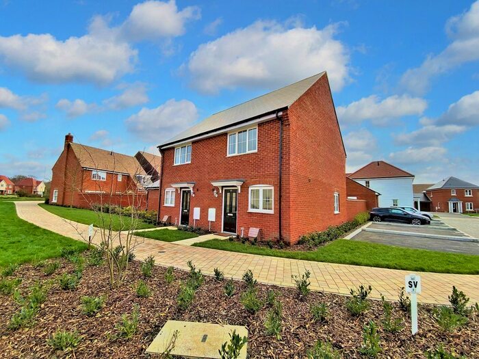 2 Bedroom Semi-Detached House To Rent In Wagtail Walk, Finberry, TN25