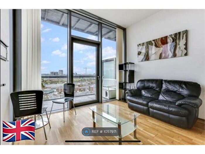 Studio To Rent In Abito, Salford, M50