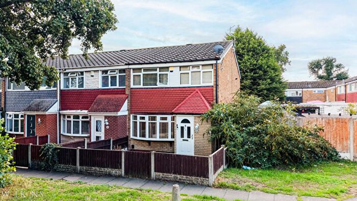 3 Bedroom End Of Terrace House For Sale In Kington Gardens, Birmingham, West Midlands, B37