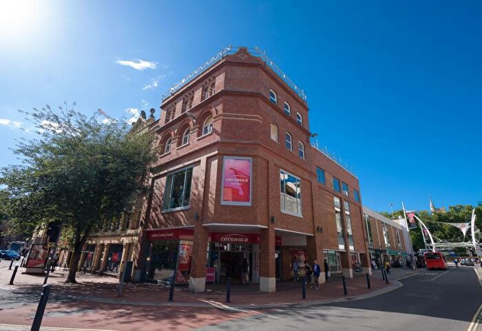 2 Bedroom Apartment To Rent In Broadmead Street - City Centre, BS1