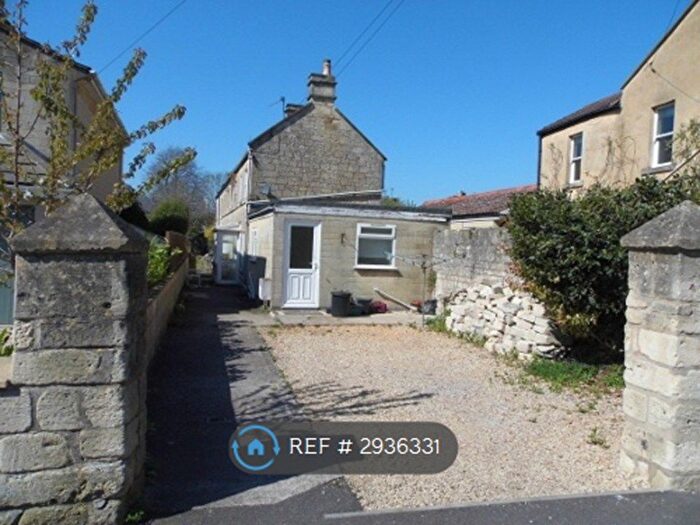 3 Bedroom Semi-Detached House To Rent In Richardson Place, Bath, BA2