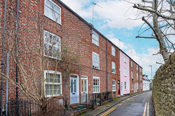 3 Bedroom Terraced House For Sale In Winsmore Lane, Abingdon, OX14