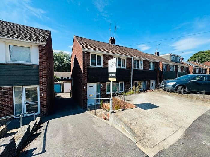 3 Bedroom Semi-Detached House To Rent In Crowther Close, Sholing, Southampton, SO19