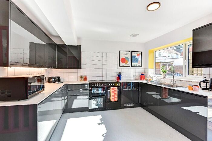 1 Bedroom House Of Multiple Occupation To Rent In Barcombe Road, BN1