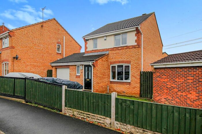 3 Bedroom Detached House To Rent In Dickens Drive, Castleford, WF10