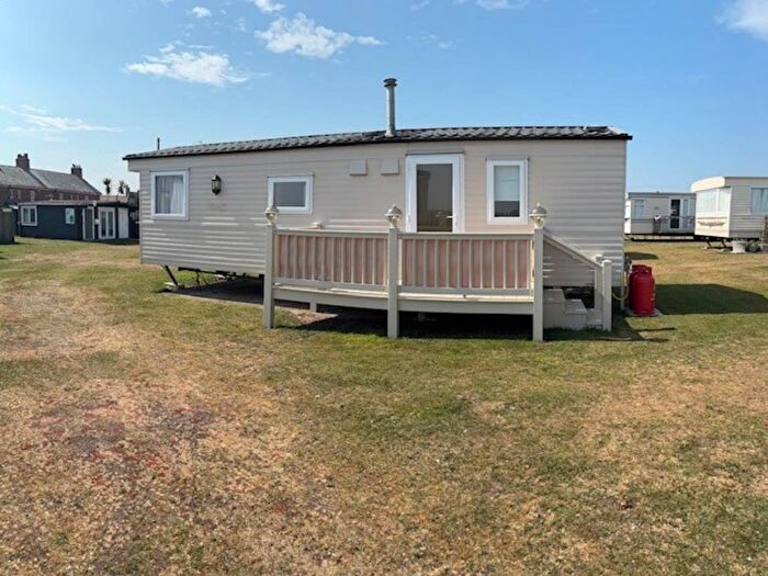 2 Bedroom Park Home For Sale In Beech Road, Sea Palling, Norwich, NR12