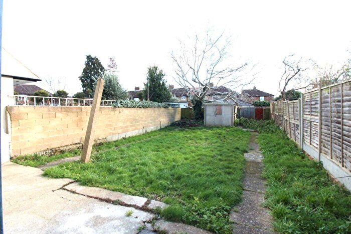 3 Bedroom End Of Terrace House To Rent In Clifford Road, N9