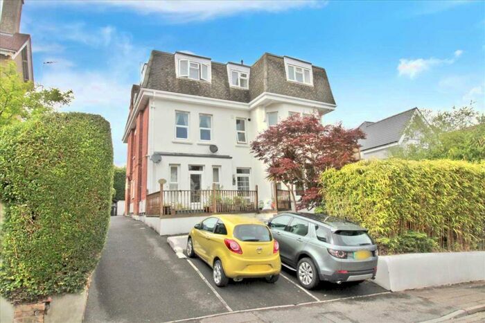 2 Bedroom Apartment To Rent In Alumdale Road, Alum Chine, Bournemouth, BH4