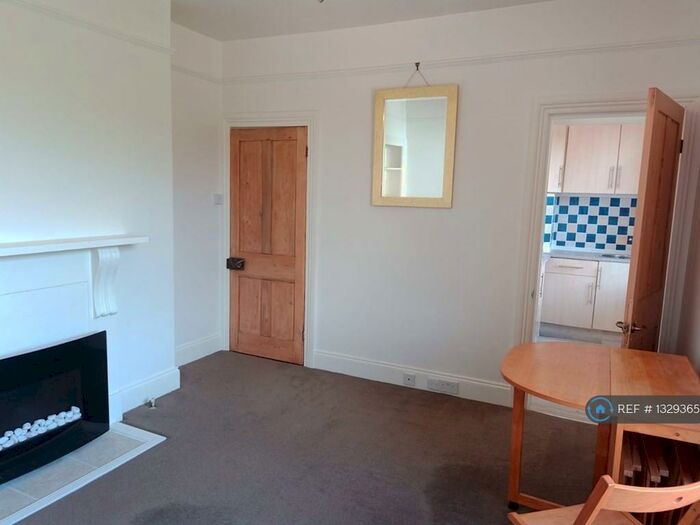 1 Bedroom Flat To Rent In Collingwood Villas, Plymouth, PL1