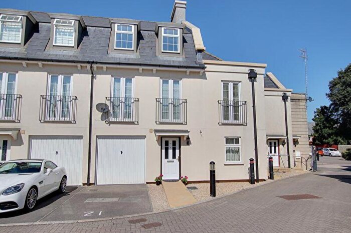 4 Bedroom Terraced House To Rent In Strattons Court, Melksham, SN12