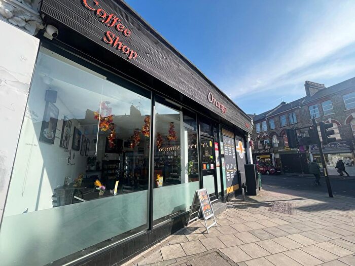 Studio To Rent In Turnpike Lane, London, N8