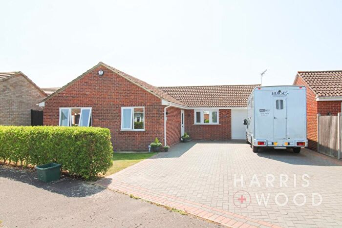 3 Bedroom Detached Bungalow For Sale In Hobbs Drive, Boxted, Colchester, Essex, CO4