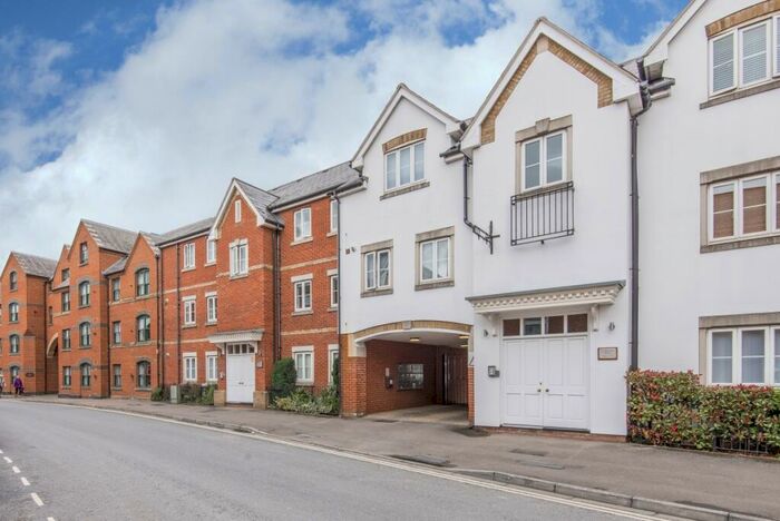 2 Bedroom Apartment To Rent In St Thomas Street, Oxford, OX1
