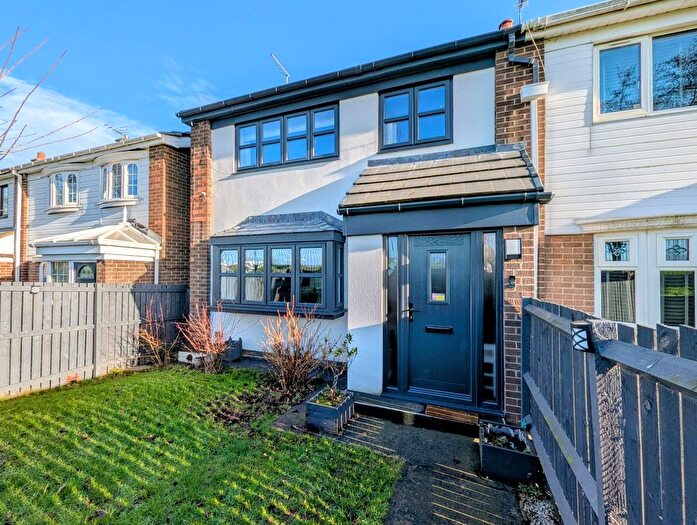 3 Bedroom Terraced House For Sale In Lawnsway, Jarrow, NE32
