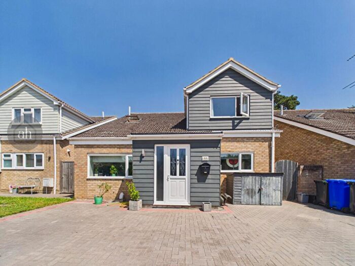 4 Bedroom Detached House For Sale In Honeymeade Close, Stanton, Bury St. Edmunds, IP31