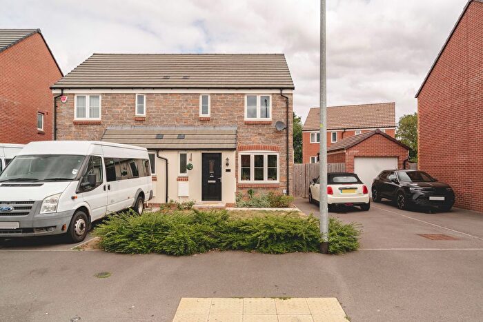 3 Bedroom Semi-Detached House For Sale In Burdock Road, Lyde Green, BS16