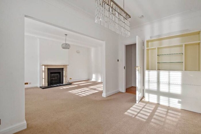 2 Bedroom Flat To Rent In Prince Albert Road Ua, Hampstead Village, Hampstead, NW3