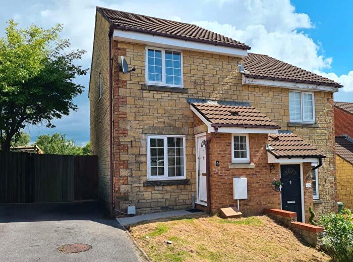 2 Bedroom Property To Rent In Cwrt Nant Felin, Caerphilly, CF83