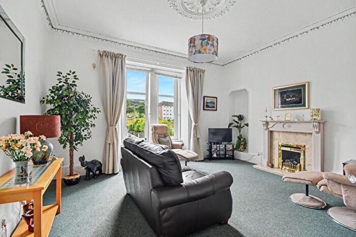 2 Bedroom Flat For Sale In Wellington Street, Inverclyde, Greenock, PA15