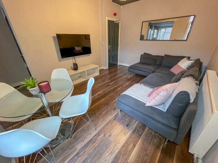 6 Bedroom Terraced House To Rent In Hannan Road, Kensington, Liverpool, L6