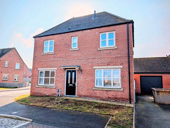 3 Bedroom Detached House To Rent In Linnet Drive, Castleford, West Yorkshire, WF10