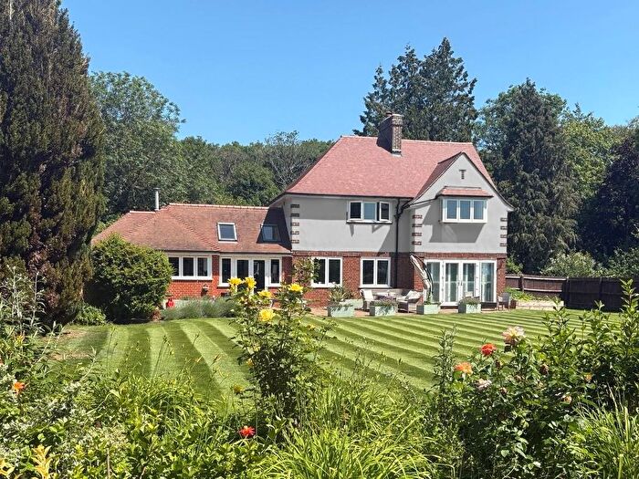 4 Bedroom Detached House For Sale In Madingley Road, Cambridge, CB23