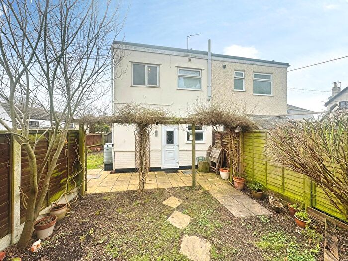 2 Bedroom Flat For Sale In Spring Chase, Brightlingsea, CO7