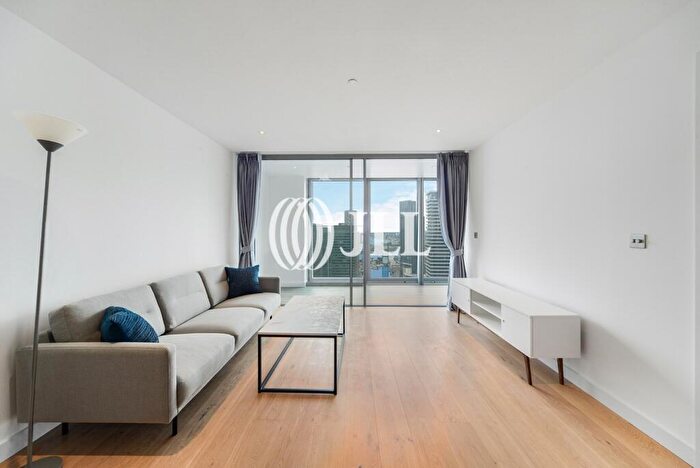 1 Bedroom Flat To Rent In Landmark Pinnacle, London, E14