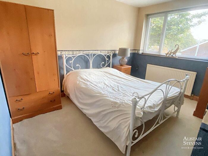 3 Bedroom Town House For Sale In Percival Walk, Oldham, OL2