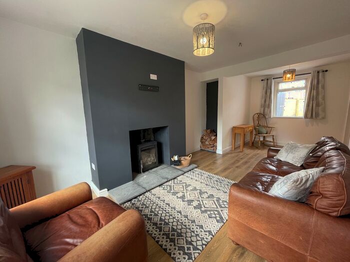 2 Bedroom Cottage To Rent In Cwm Ivy, Llanmadoc, Llanmadoc, SA3