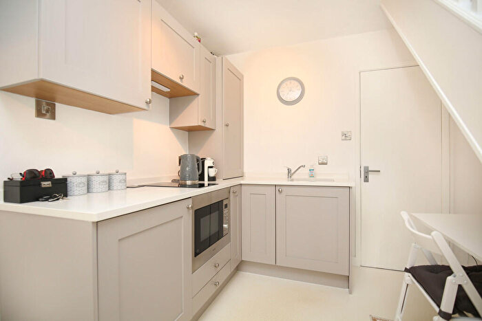4 Bedroom Detached House For Sale In The Aspens, Kingsbury, B78