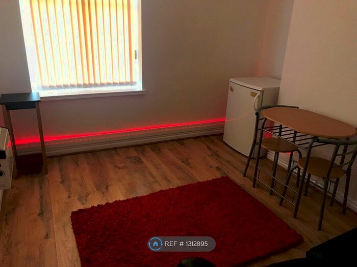 1 Bedroom Flat To Rent In Bewsey Street, Warrington WA2
