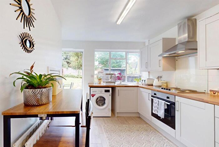 3 Bedroom Terraced House To Rent In Endersby Road, Barnet, EN5