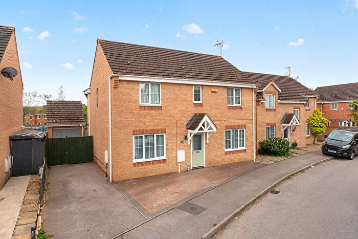 4 Bedroom Detached House For Sale In Leicester Close, Corby, NN18