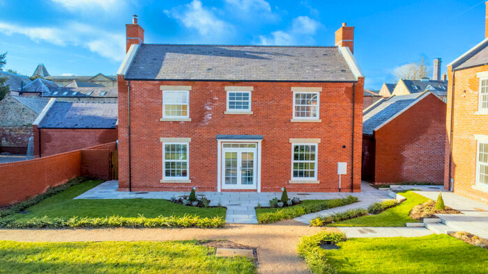 4 Bedroom Detached House For Sale In Wynnstay Hall Estate, Wrexham, LL14