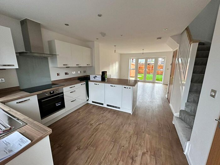 2 Bedroom Detached House To Rent In Fairground Road, Manchester, M18