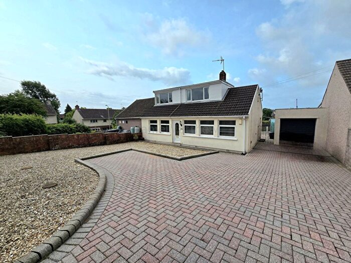 3 Bedroom Semi Detached Bungalow For Sale In Longfellow Drive, Bridgend, CF31
