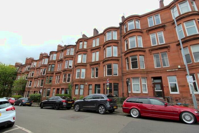 2 Bedroom Flat To Rent In Lyndhurst Gardens, Glasgow, G20