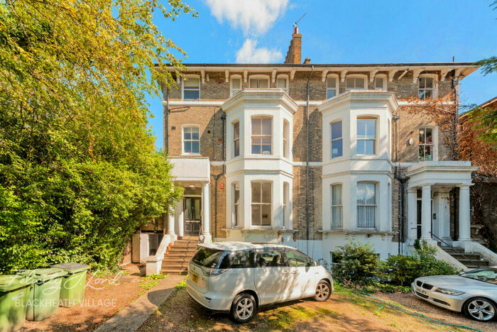 2 Bedroom Apartment For Sale In Kidbrooke Park Road, London, SE3