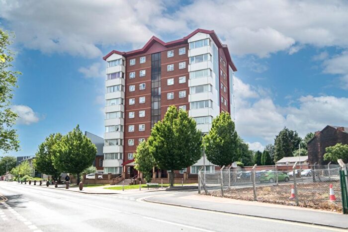 2 Bedroom Apartment For Sale In Bowater House, Moor Street, West Bromwich, B70