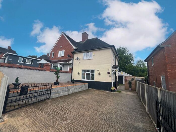 3 Bedroom Property To Rent In Padstow Road, Nottingham, NG5