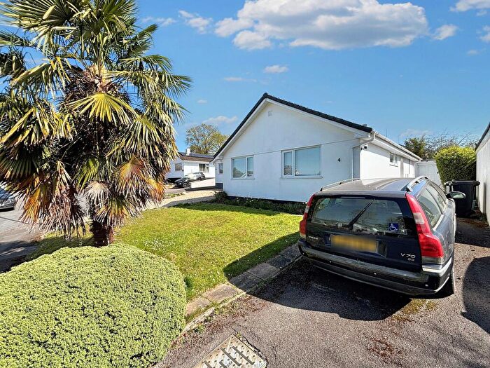 3 Bedroom Detached Bungalow For Sale In Bramble Close, Alderholt, SP6