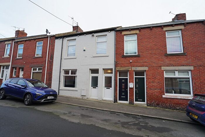 2 Bedroom Flat To Rent In Palmer Street, Stanley, DH9