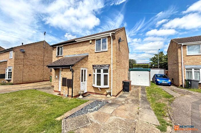 2 Bedroom Semi-Detached House For Sale In Uldale Way, Gunthorpe, Peterborough, PE4