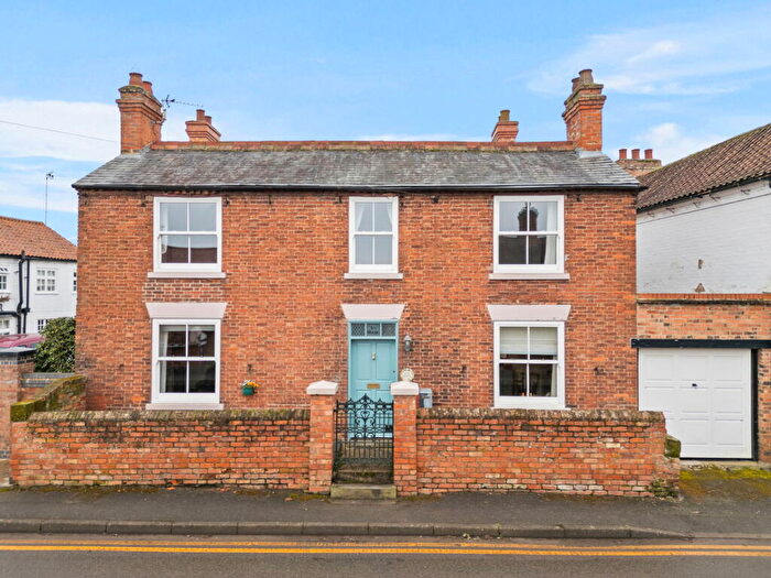4 Bedroom Detached House For Sale In Ivy House, Hoveringham, NG14