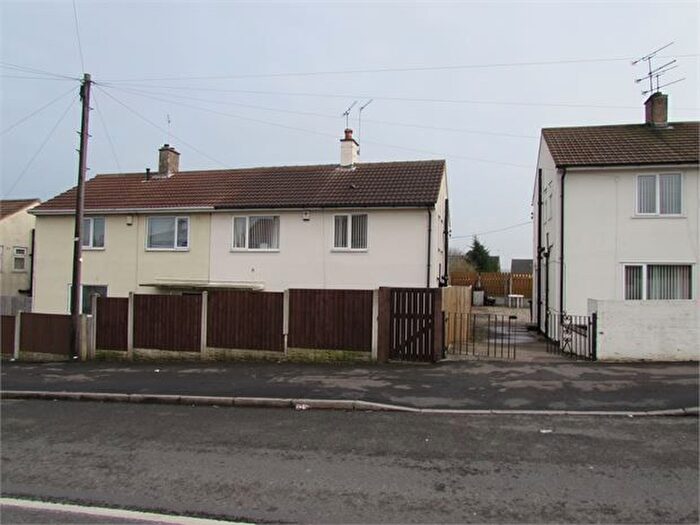 3 Bedroom Semi-Detached House To Rent In Chestnut Grove, Conisbrough, DN12